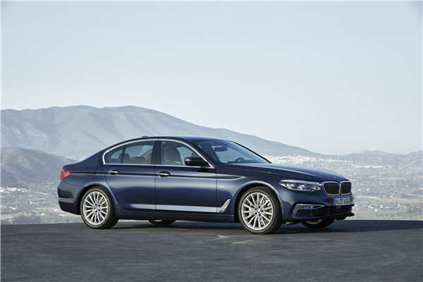 P90237294_highRes_the-new-bmw-5-series