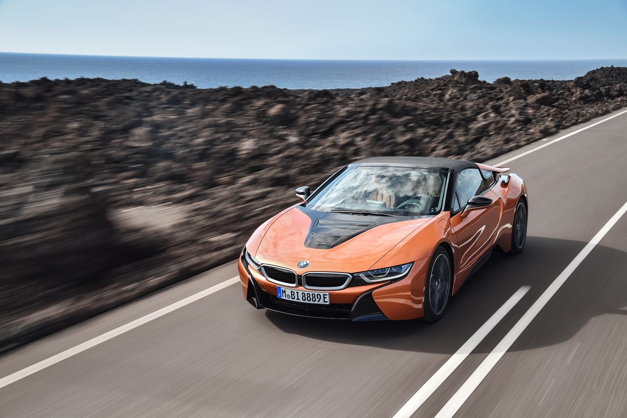 01.新BMW i8 Roadster.jpg