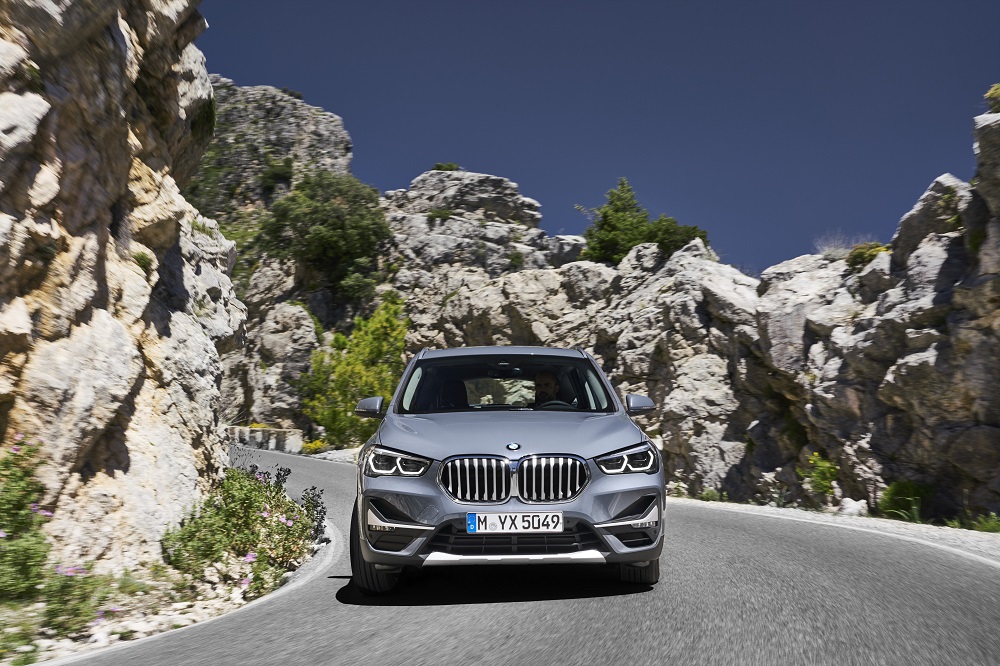 P90350952_highRes_the-new-bmw-x1-drivi.jpg